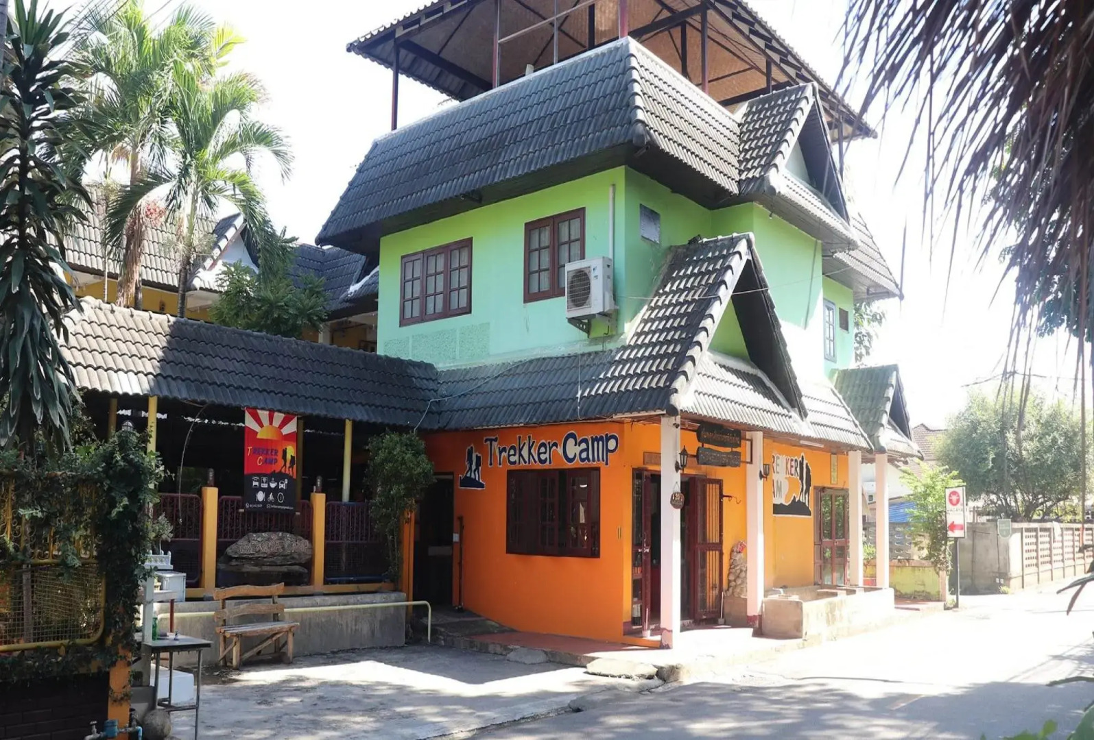 Trekker Camp Chiang Mai - Hostel