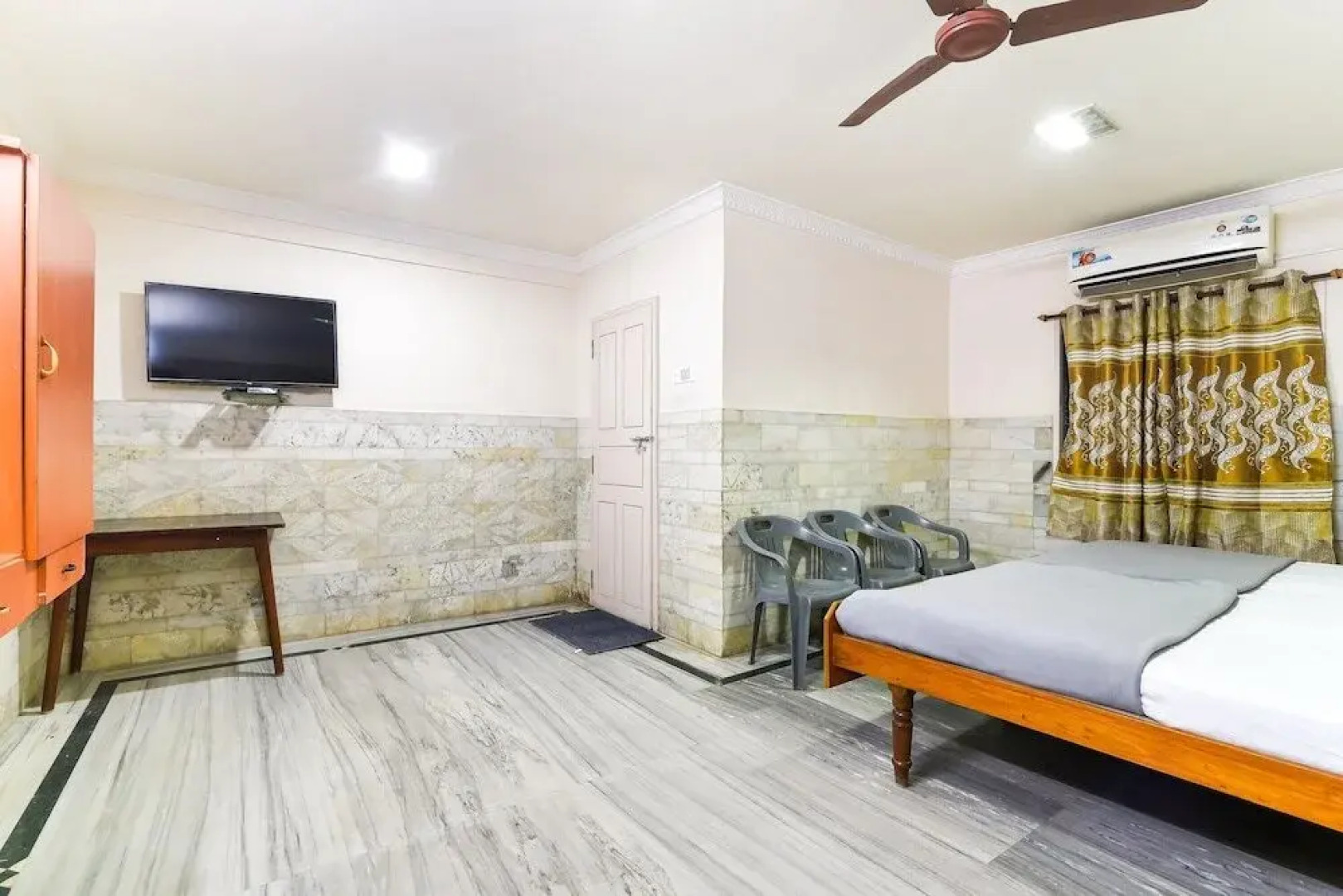 Hotel Ganesh by OYO Rooms