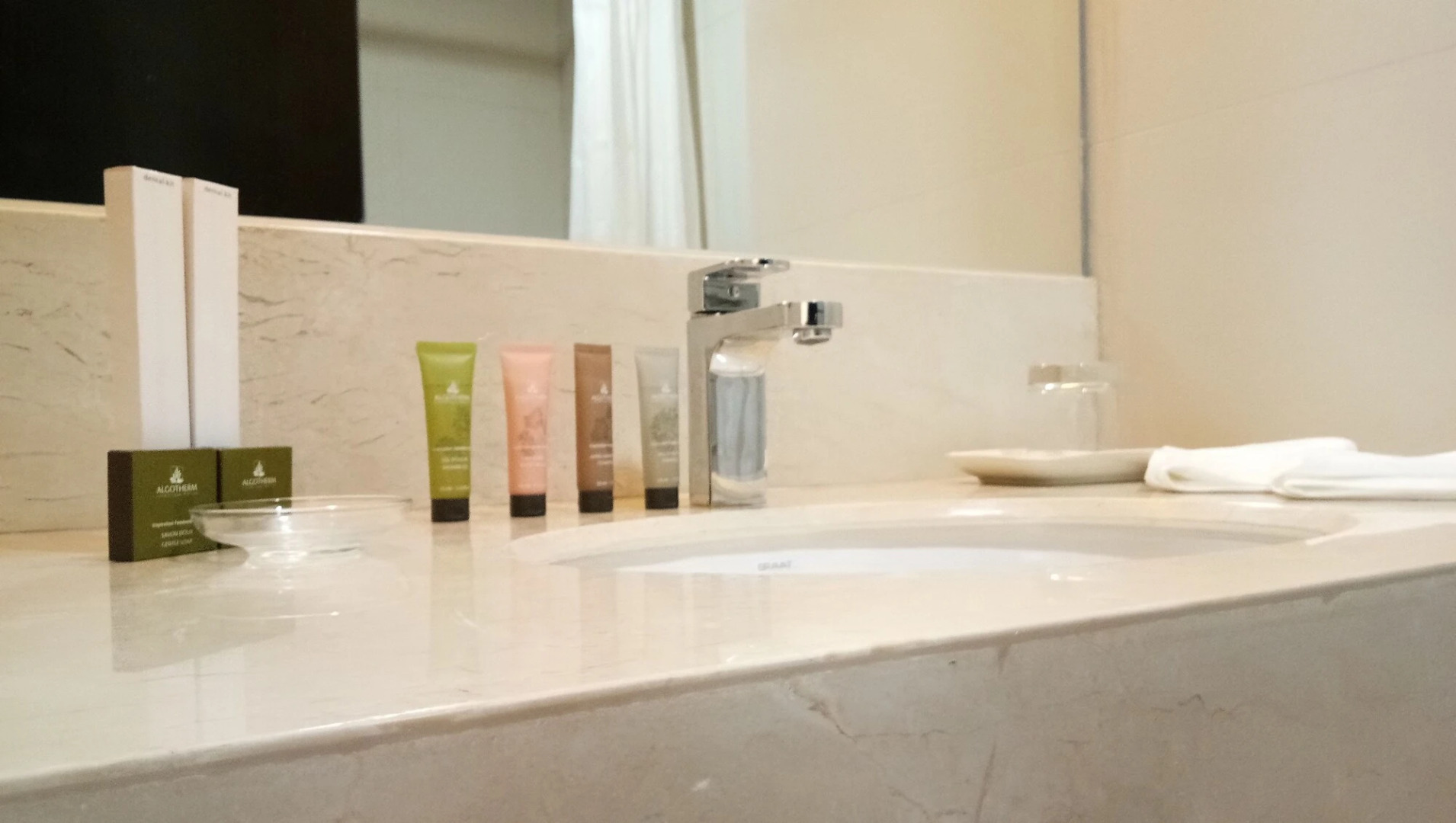 Sotogrande Iloilo Hotel