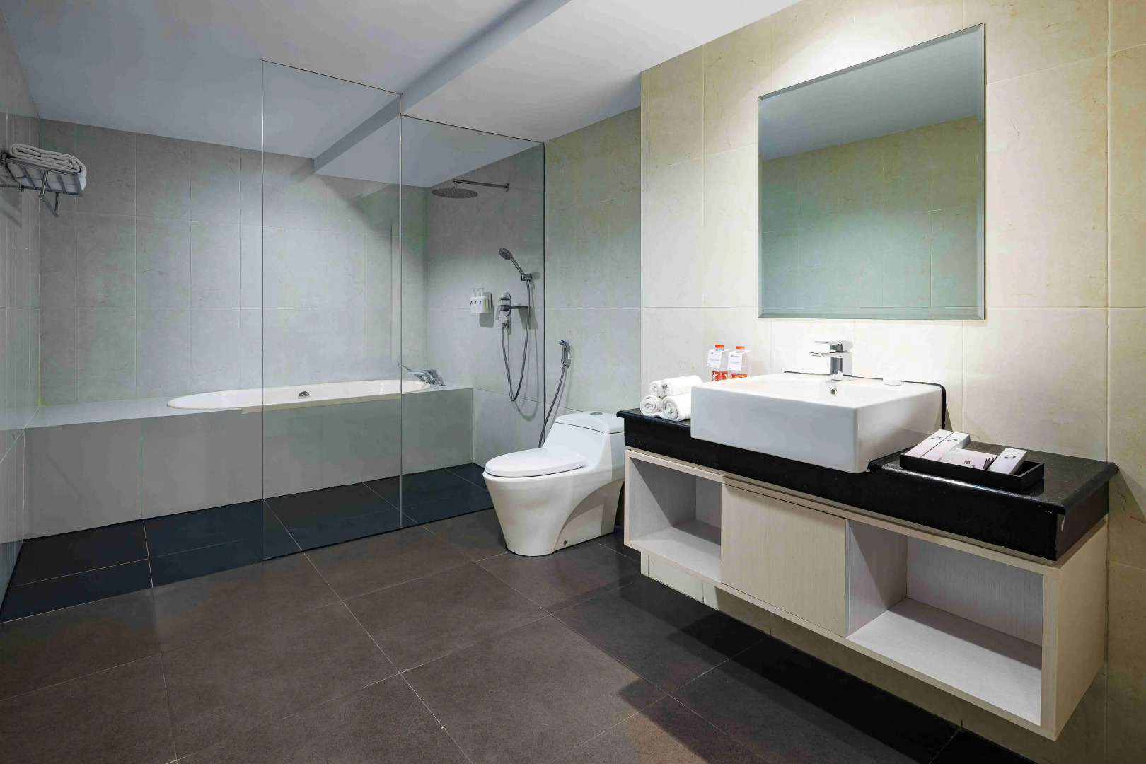 Swiss-Belhotel Makassar