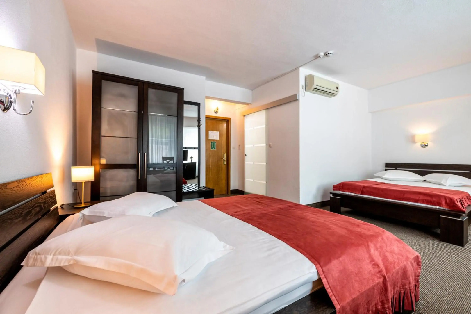 Complex Turistic Cornul Vanatorului