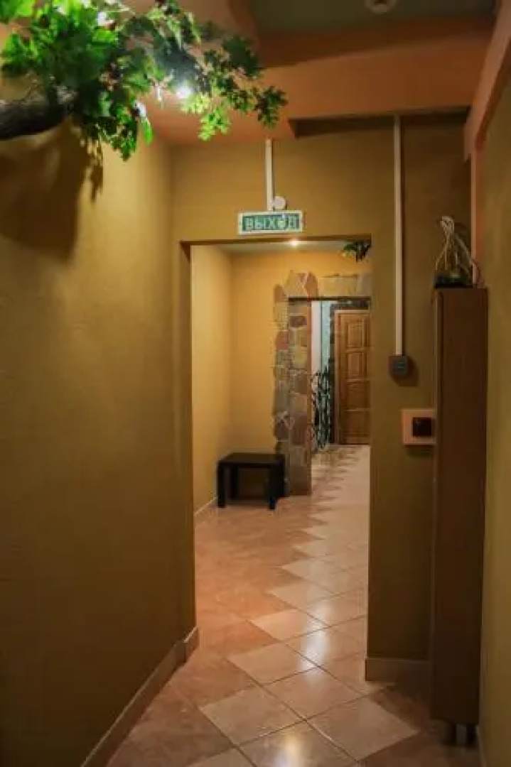 Green Street Hotel & Hostel