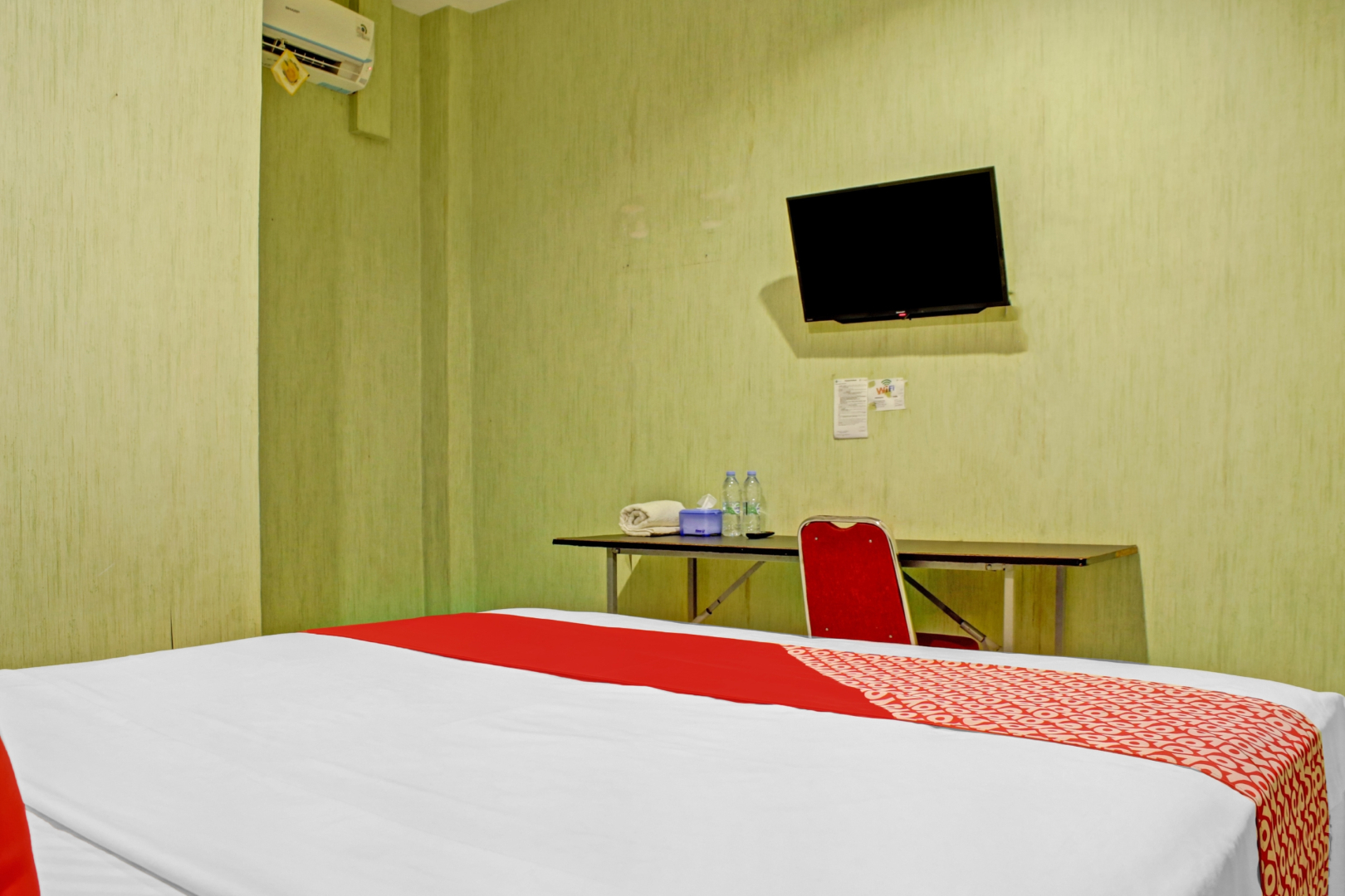 OYO 90112 Hotel Permata Inn