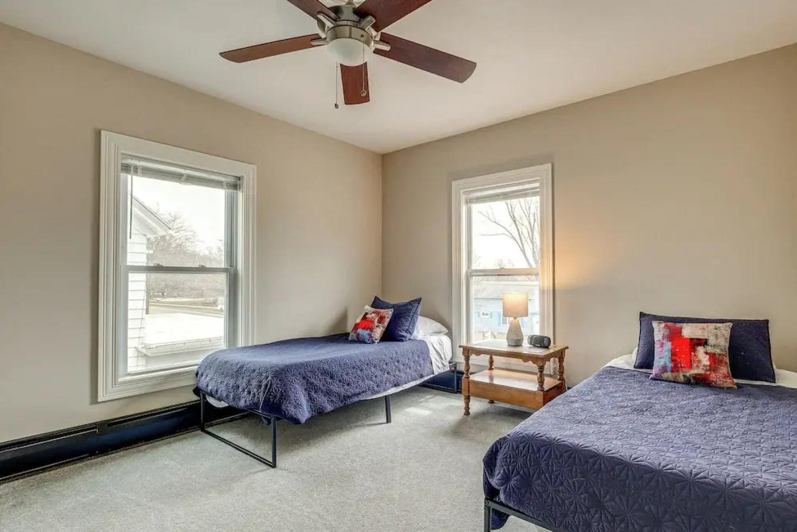 Walk to Dtwn Green Lake: Peaceful Getaway w/ Porch