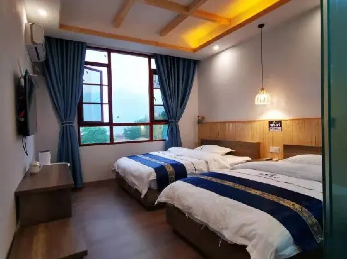 Yuanyang Duoyishu Yundao Inn