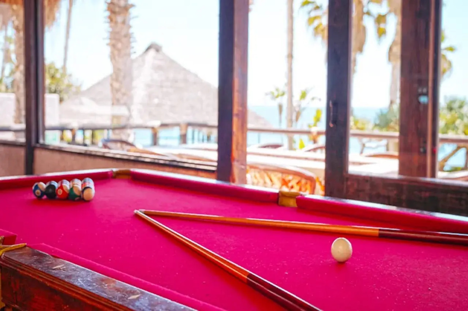 Las Rocas Resort And Spa