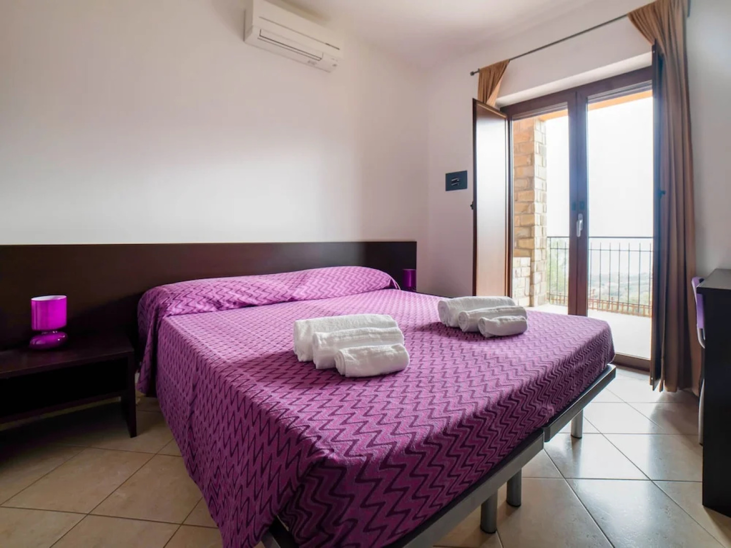 Hill View Apartment in Bosco With Terrace