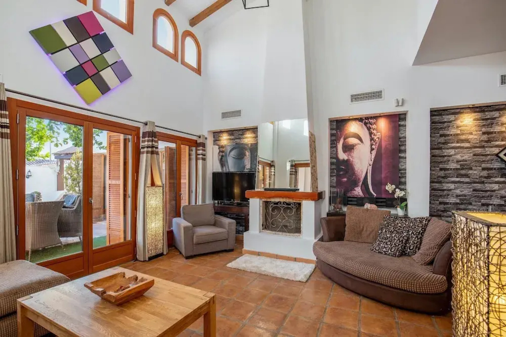 Luxurious Villa in Baños y Mendigo, Spain - Perfect for Families and Groups