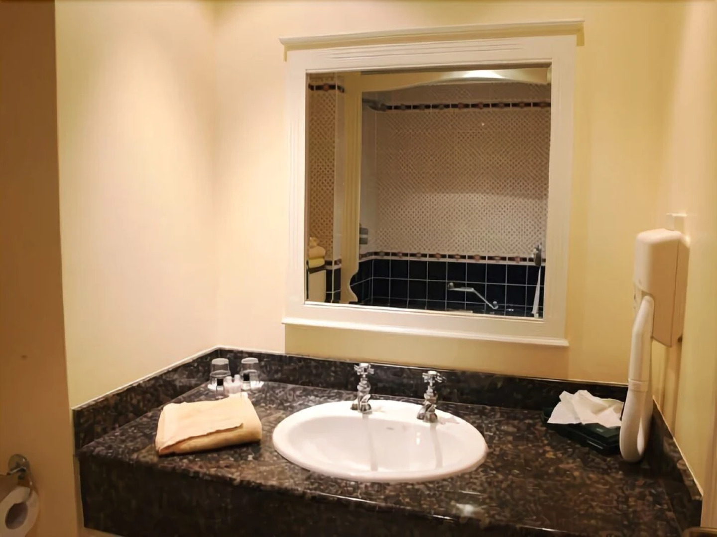 Reddans of Bettystown Luxury Bed & Breakfast, Restaurant and Bar