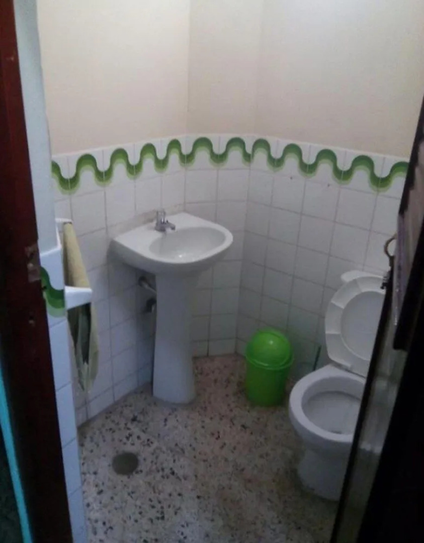 Lupuna Bunk & Breakfast