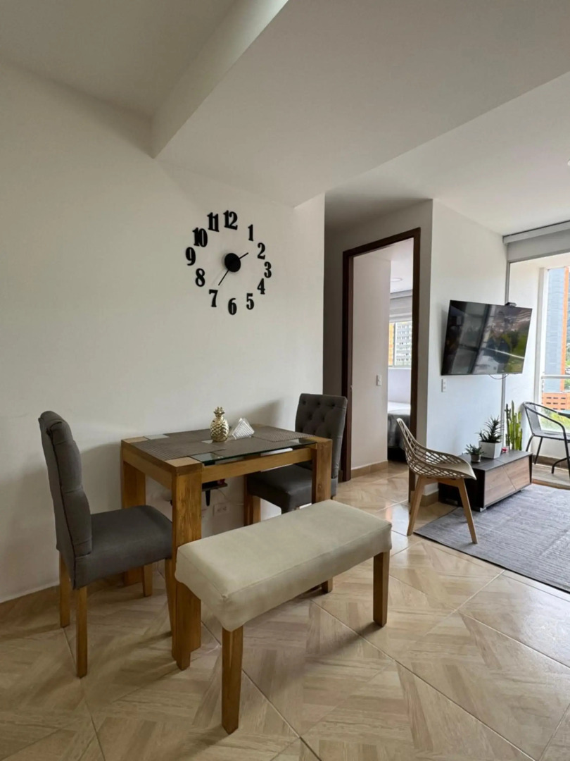 Sabaneta, apartment, Parking, Pool & with club in the sky!