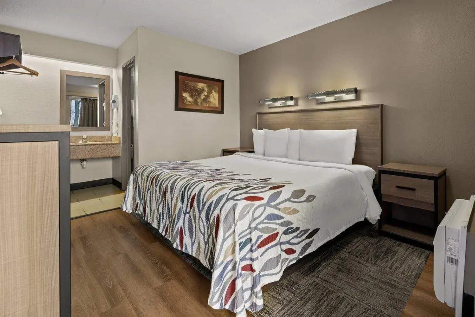 Red Roof Inn Detroit - Royal Oak/ Madison Heights