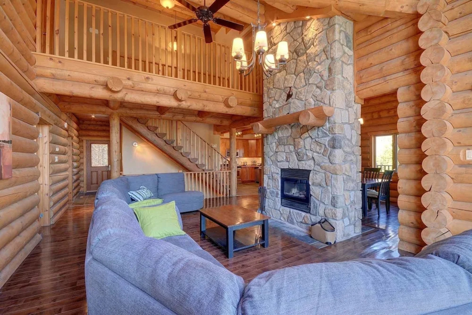 Chalet Nanook of the North