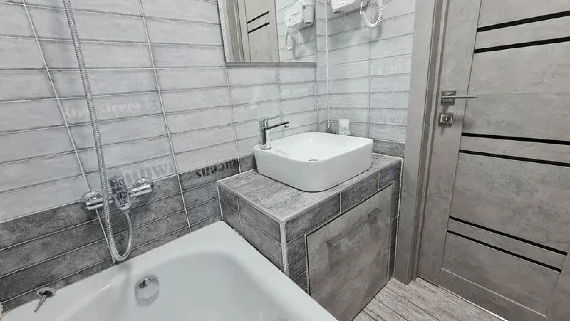 Много квартир на улице Отрадная, 79