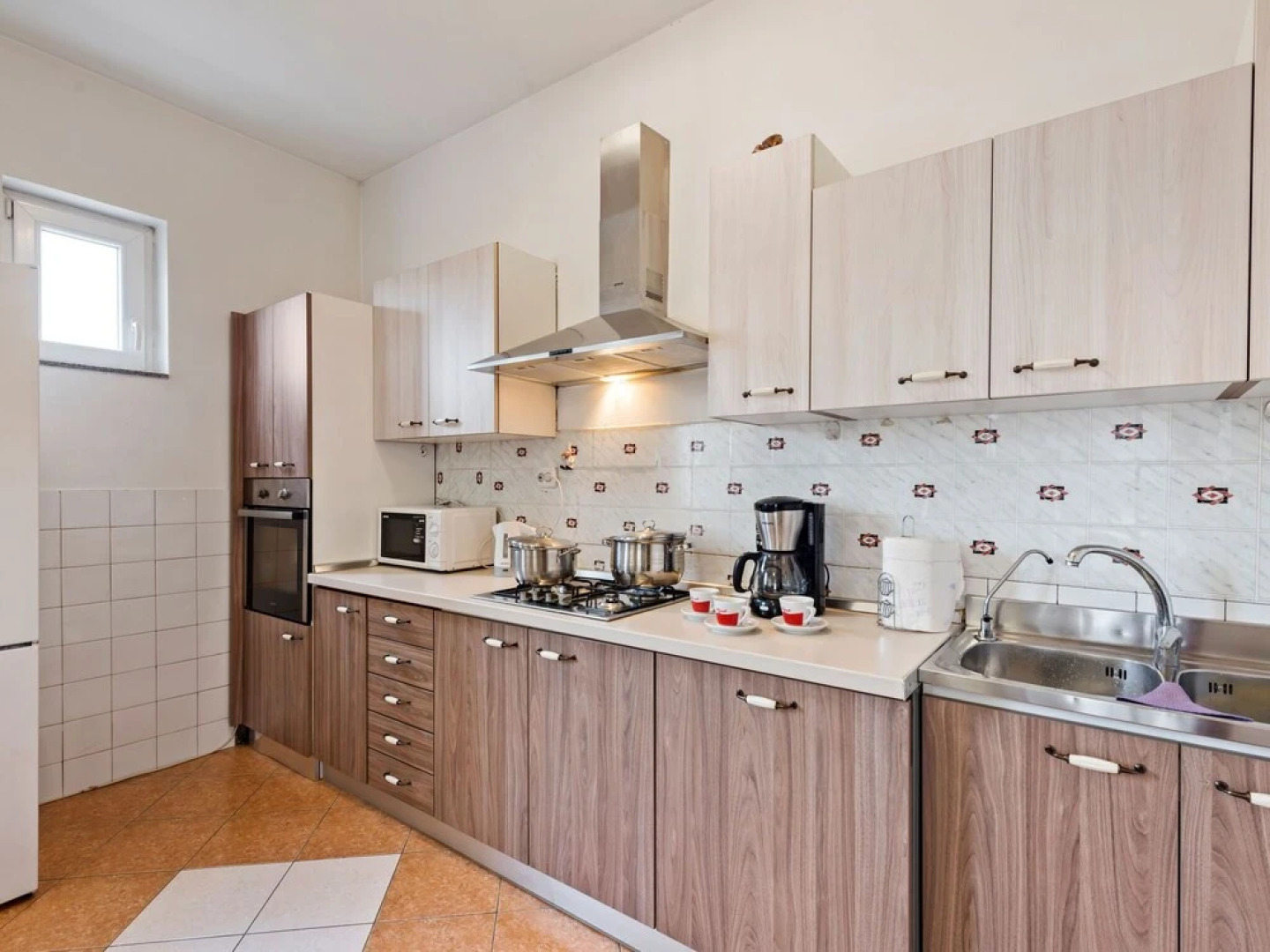 Lovely Apartment in Pakoštane With Private Swimming Pool