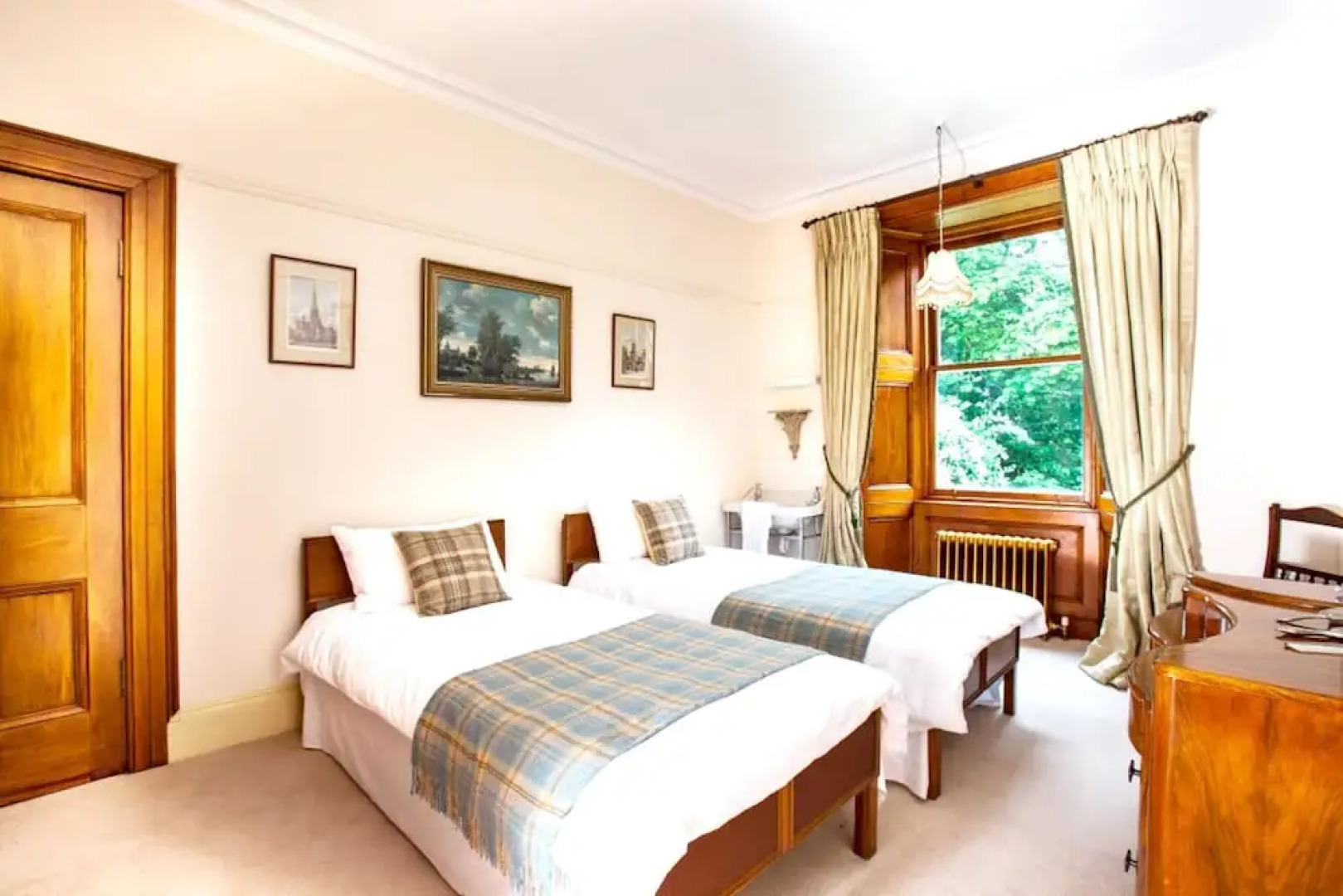 Mansion With 7 Bedrooms in Beattock, With Wonderful Mountain View, Furnished Terrace and Wifi