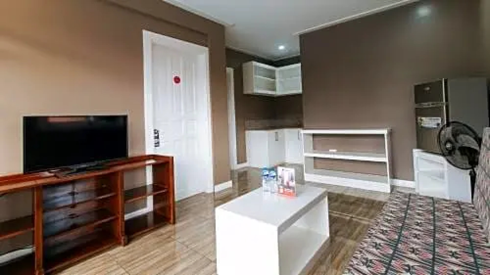 RedDoorz Premium at Trece Indang Road