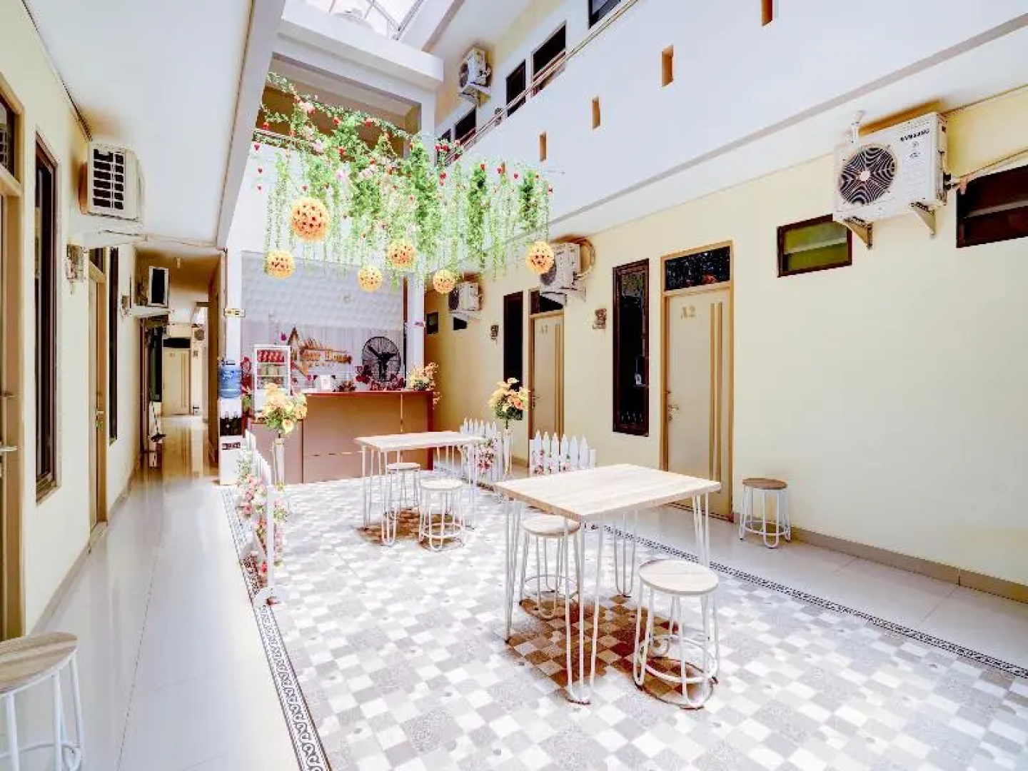 OYO 90052 Star House
