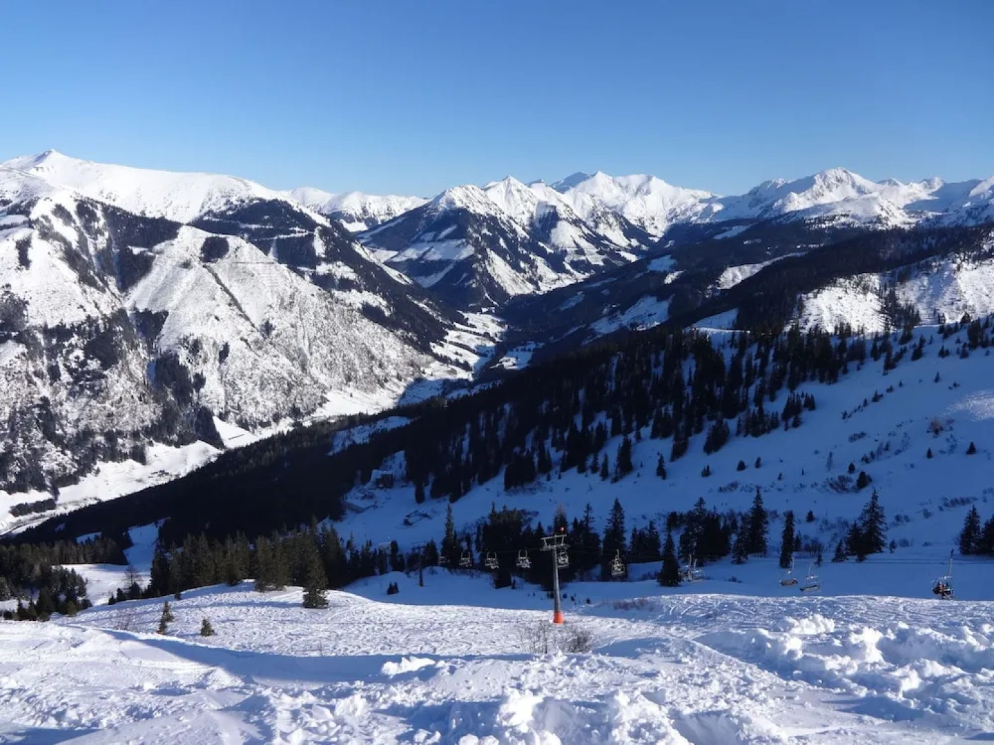 Detached Chalet w Combi Sauna, Near Ski Lift, Haus Liene