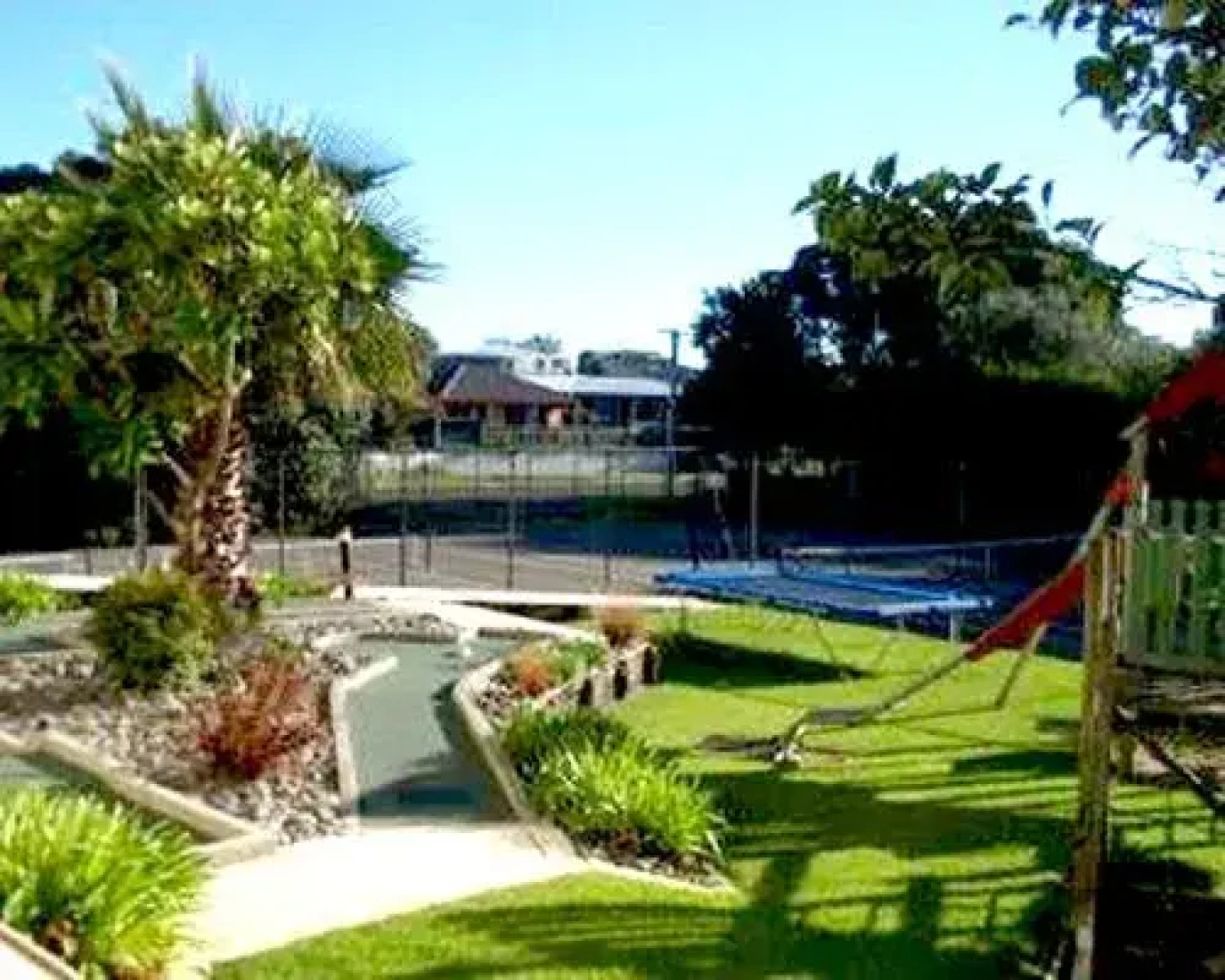 Modern, Spacious Home on Popular Muricata Av - Enjoy Beach, Surf & Sun