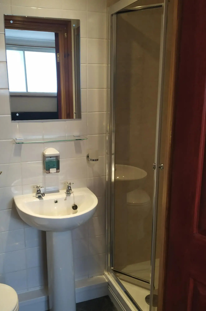 Thorne Central Guest House