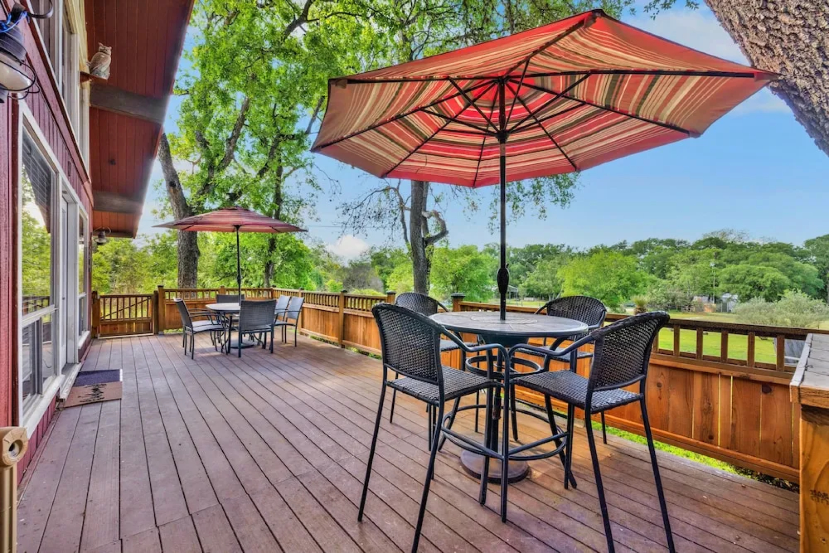 Gettin' Guada Loopy With Hot Tub & Riverfront