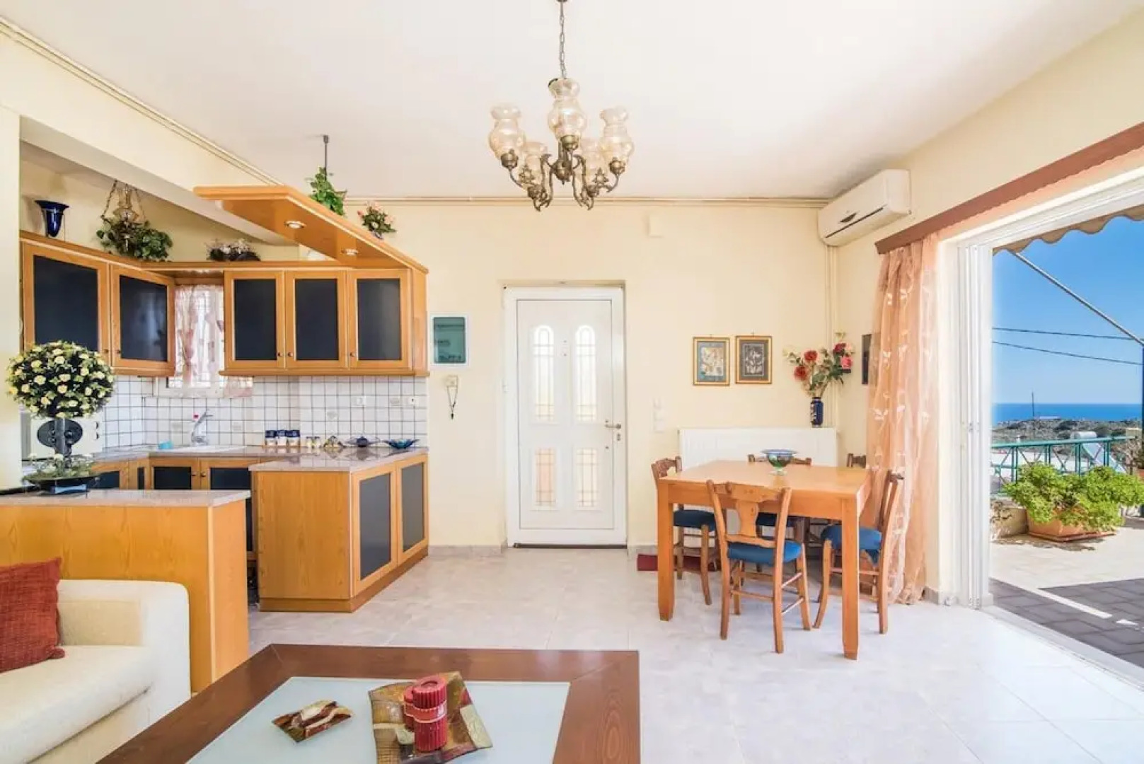 Leonidas House With Sea View