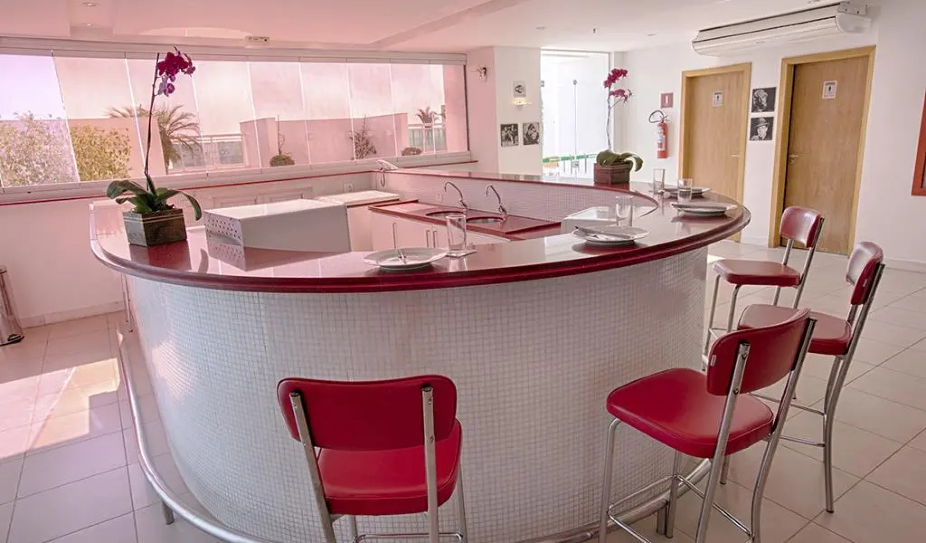 Biarritz Hplus Long Stay