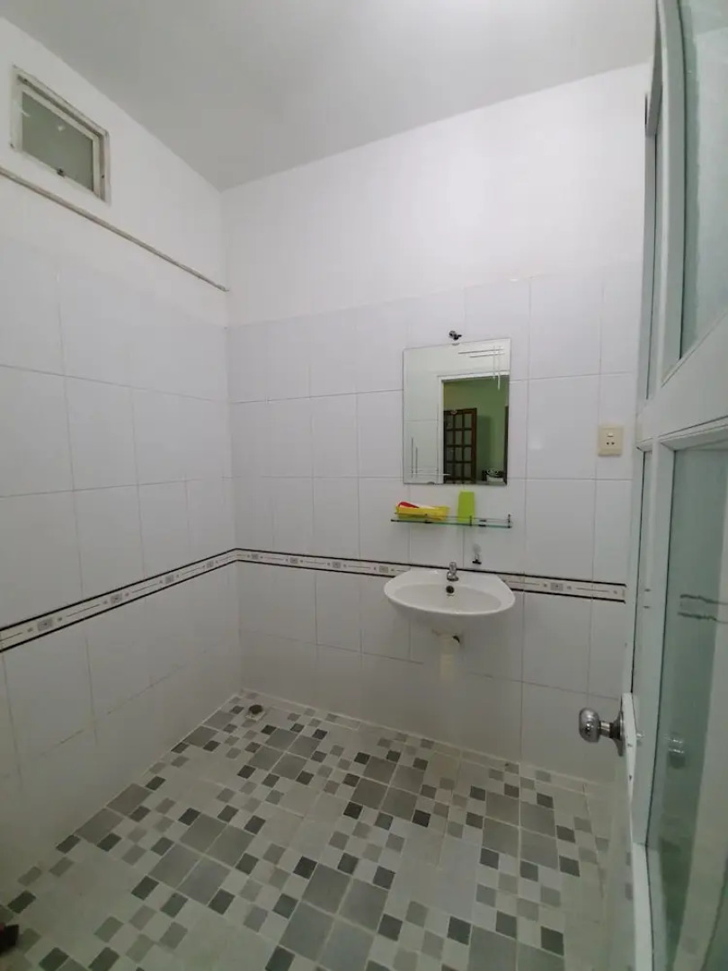 Tan Truong Son Hotel