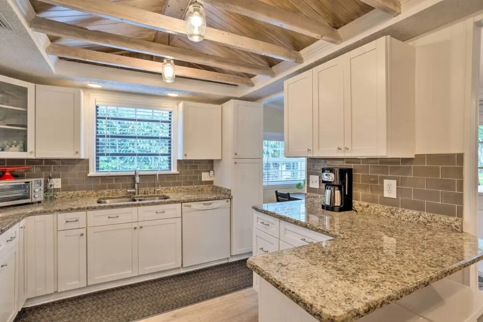 Charming Vacation Home < 3 Mi to Stuart Beach