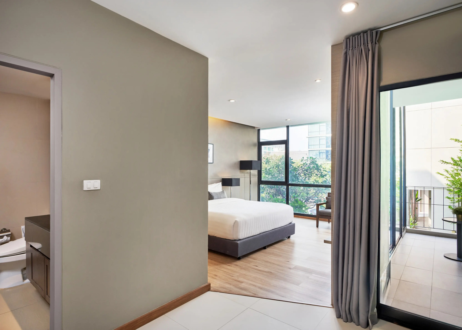 Altera Hotel and Residence