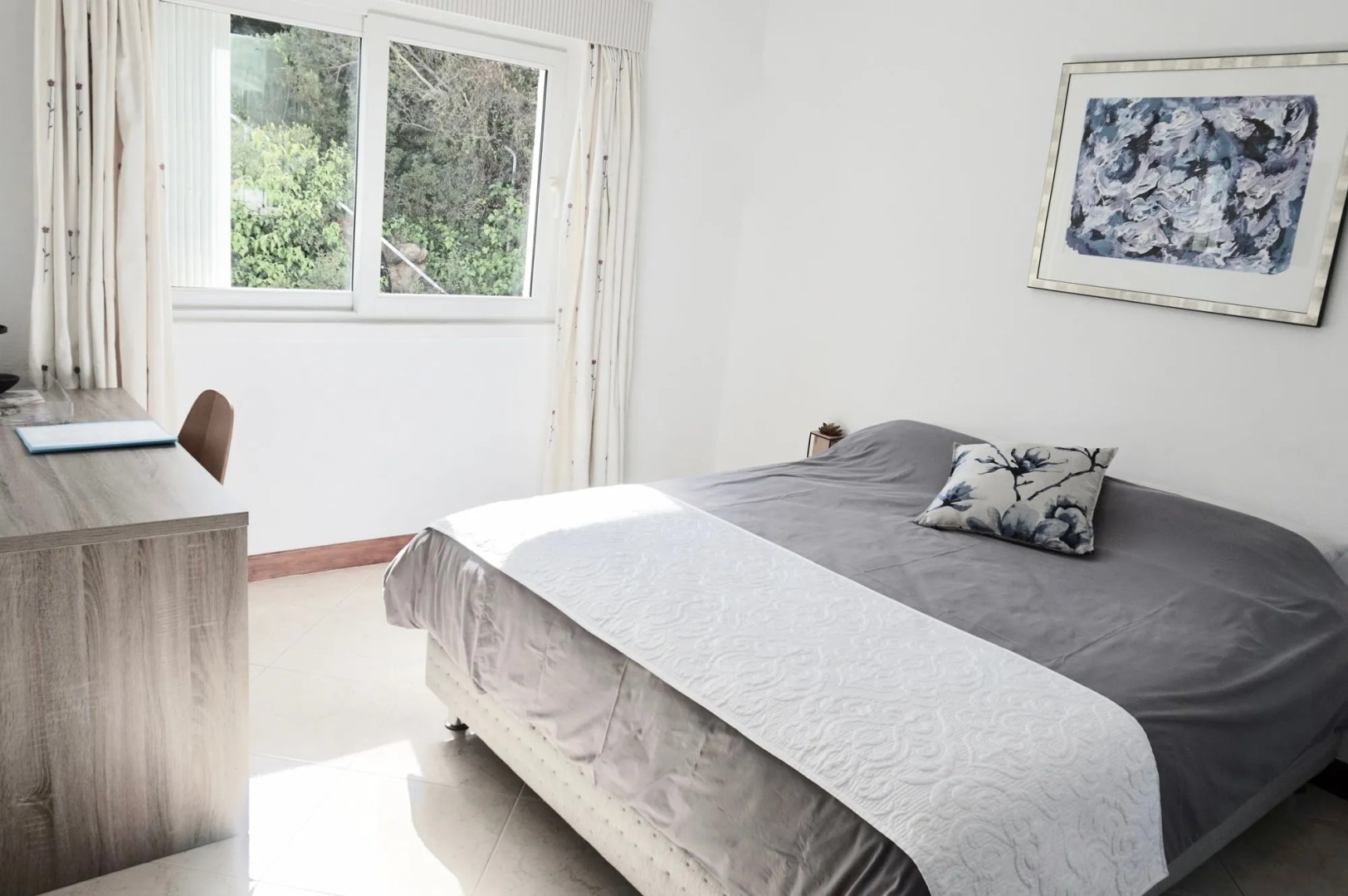 The White House - B&B in the Villa