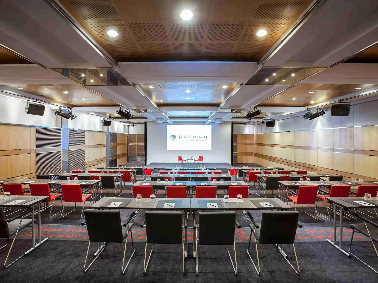 Отель Pullman Paris Centre-Bercy