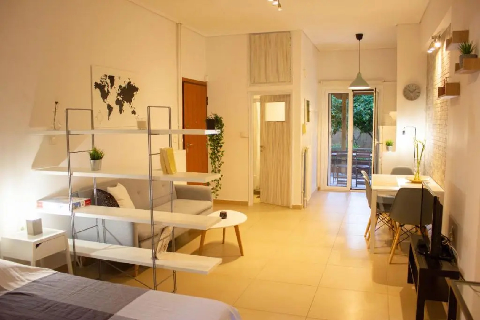 Cozy Studio in Central Glyfada - Sleeps 3