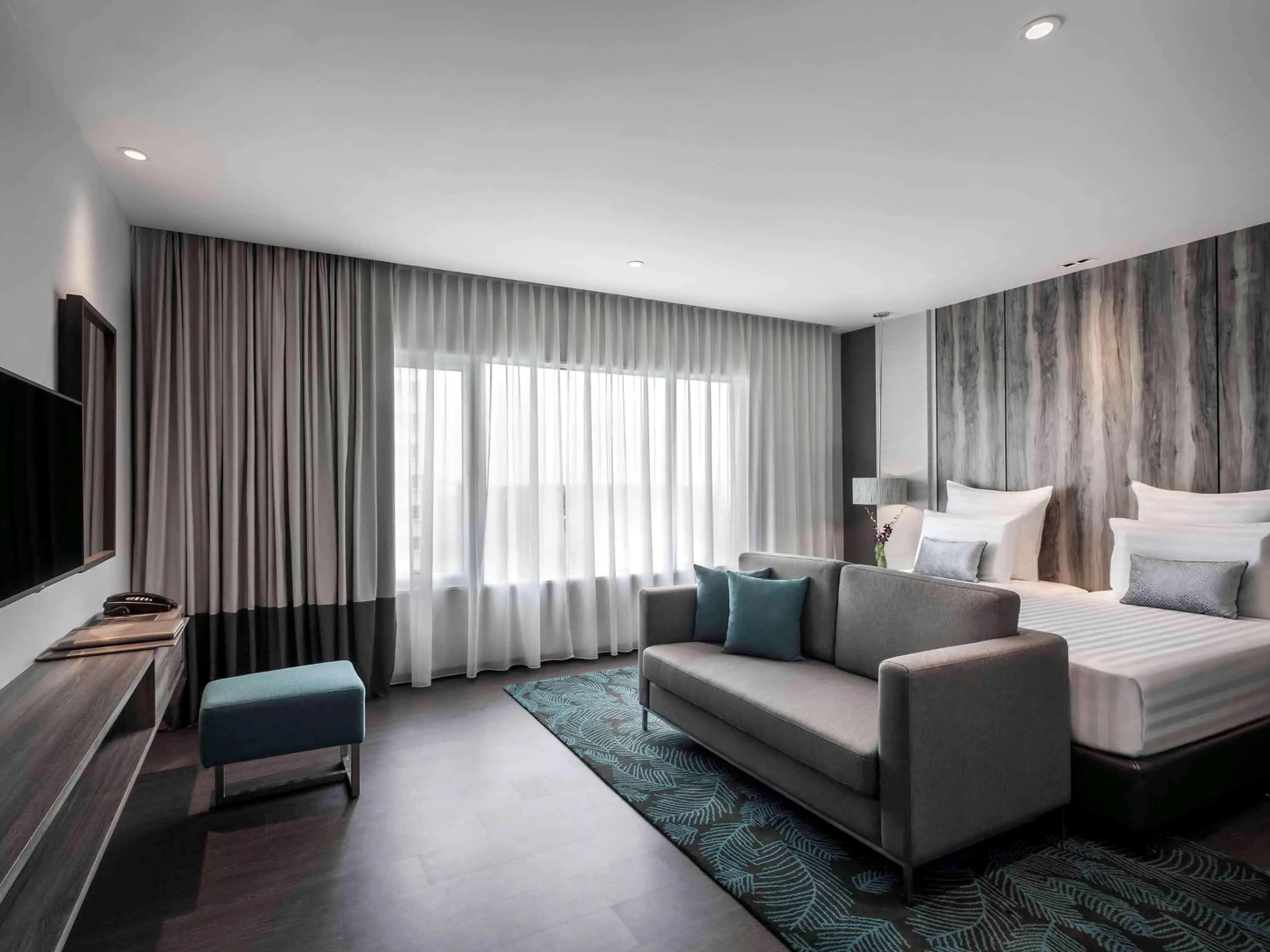 Pullman Miri Waterfront