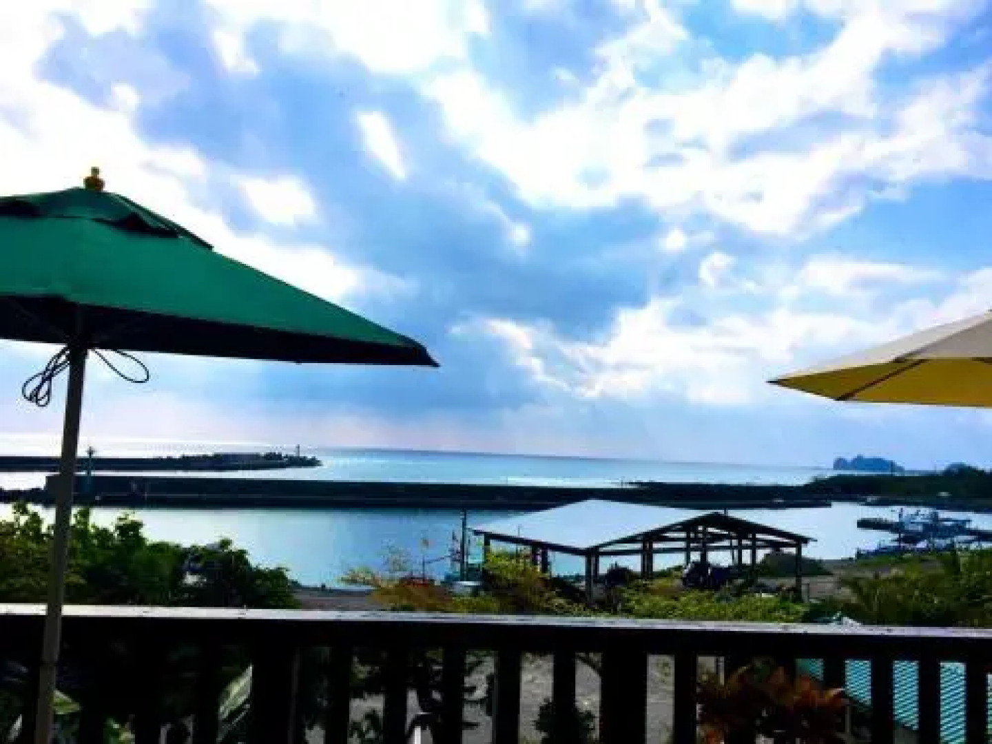 Sansendai Sea View B&B