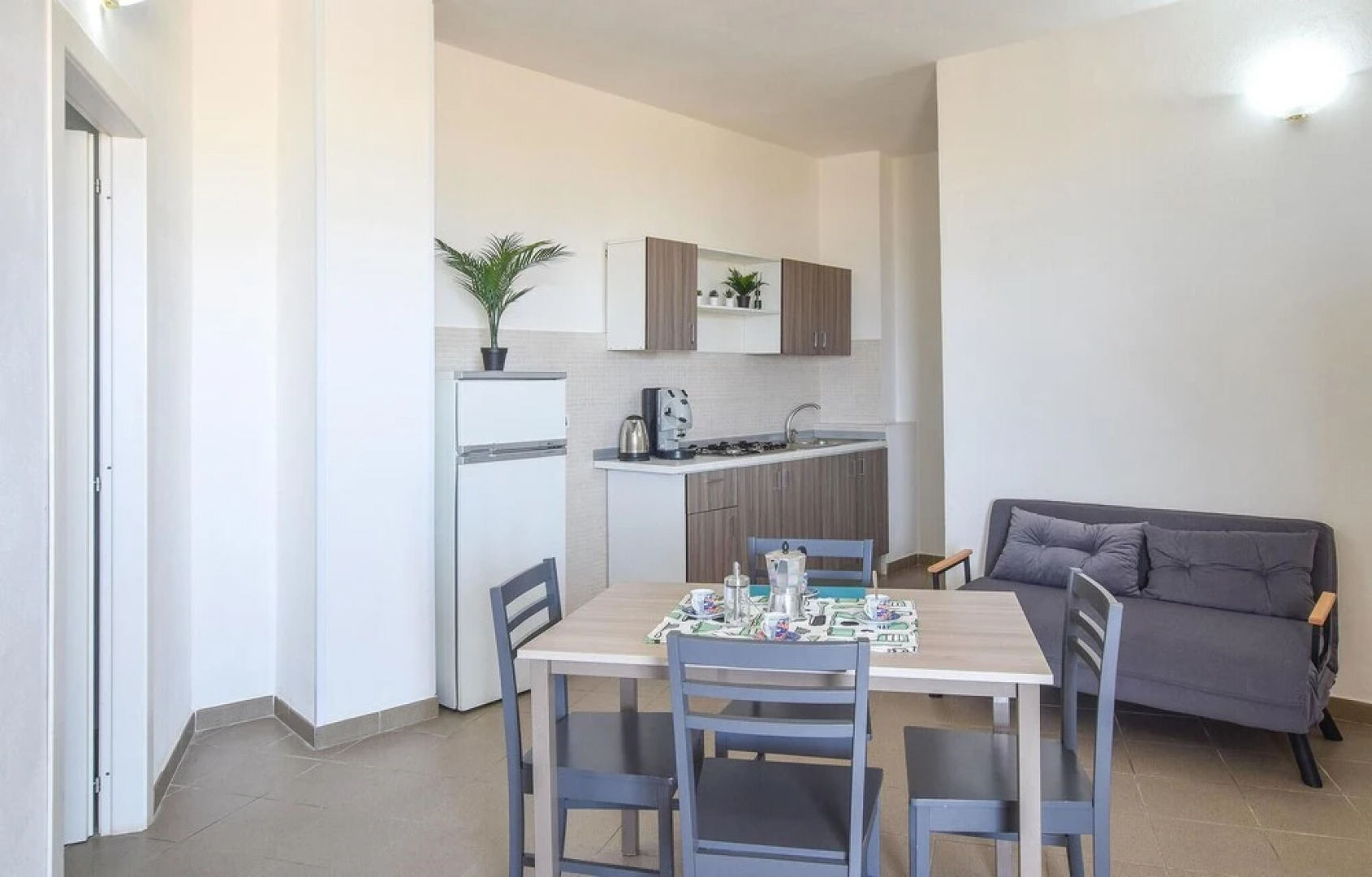 Beautiful Apartment in Marina DI Strongoli With Wifi and 1 Bedrooms