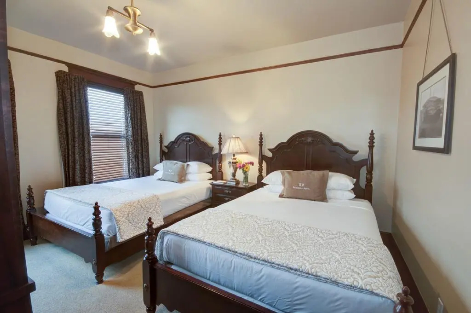 Sacajawea Hotel