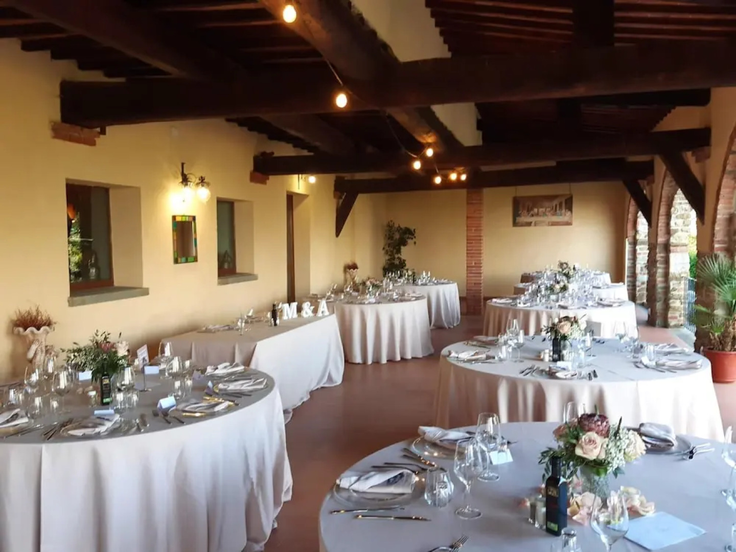 Villa With 9 Bedrooms in Sinalunga, With Wonderful Mountain View, Private Pool, Enclosed Garden