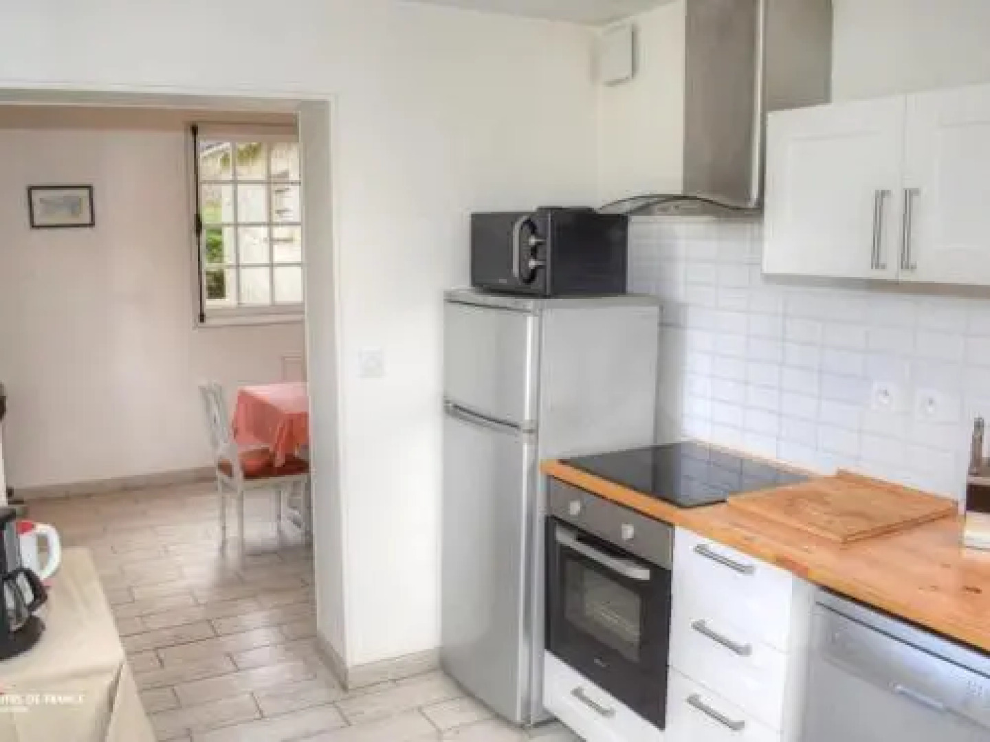 House La Jacqueminiere 2