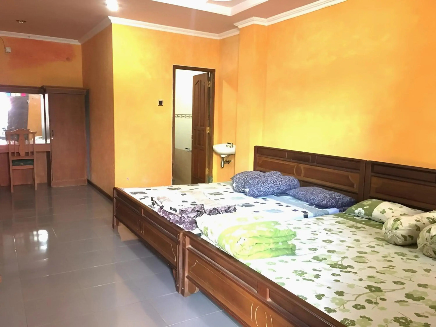 Hotel Alami near Alun-Alun Klaten by ZUZU