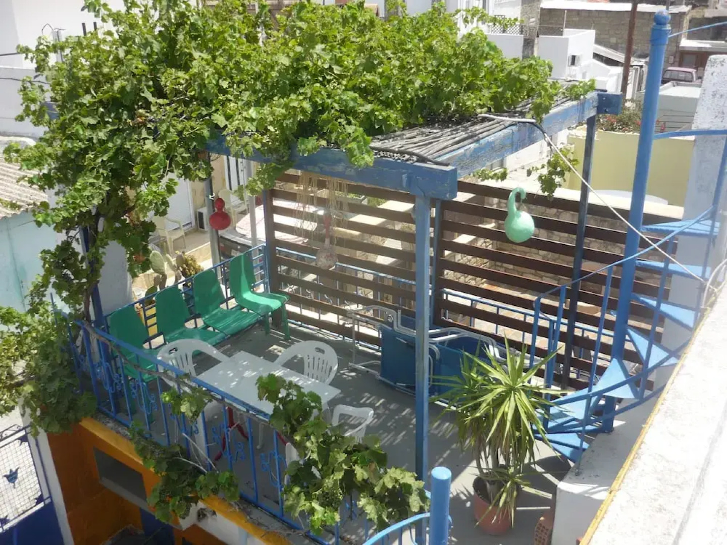 Traditional Villa 7 Mins Drive From Haraki Beach