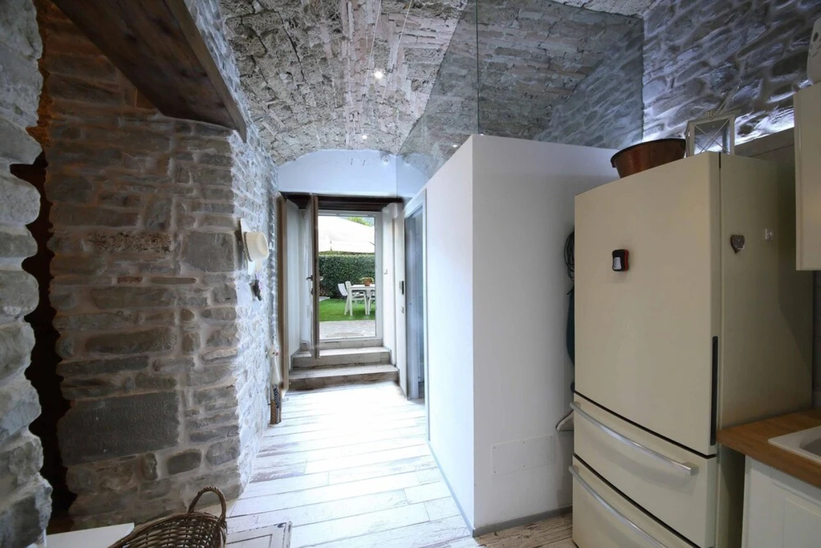 Studio in Popolano, with Wonderful Mountain View, Enclosed Garden And Wifi