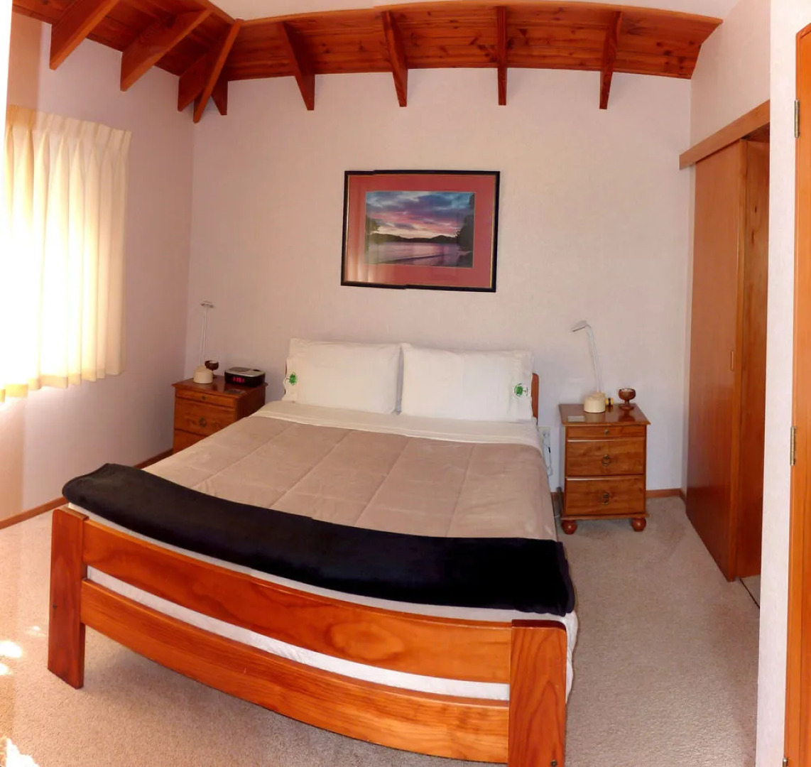 Coopers Beachfront Suites