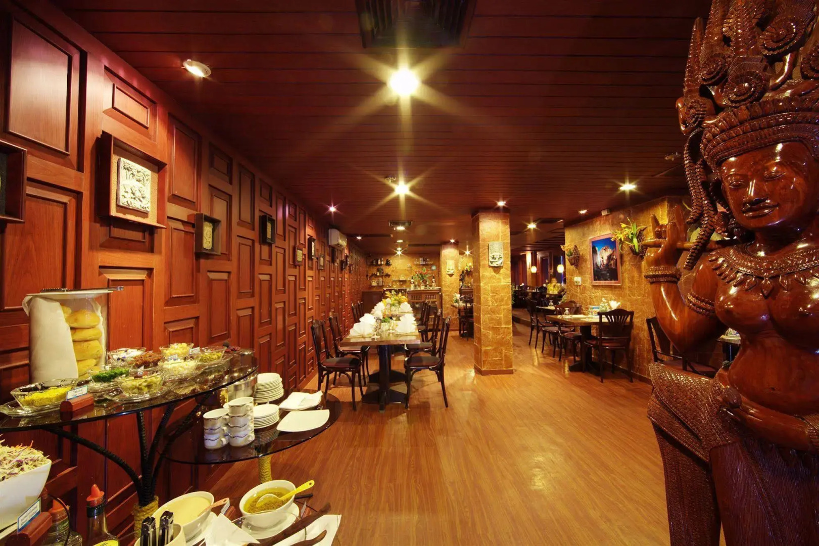 Grand Diamond City Hotel & Casino