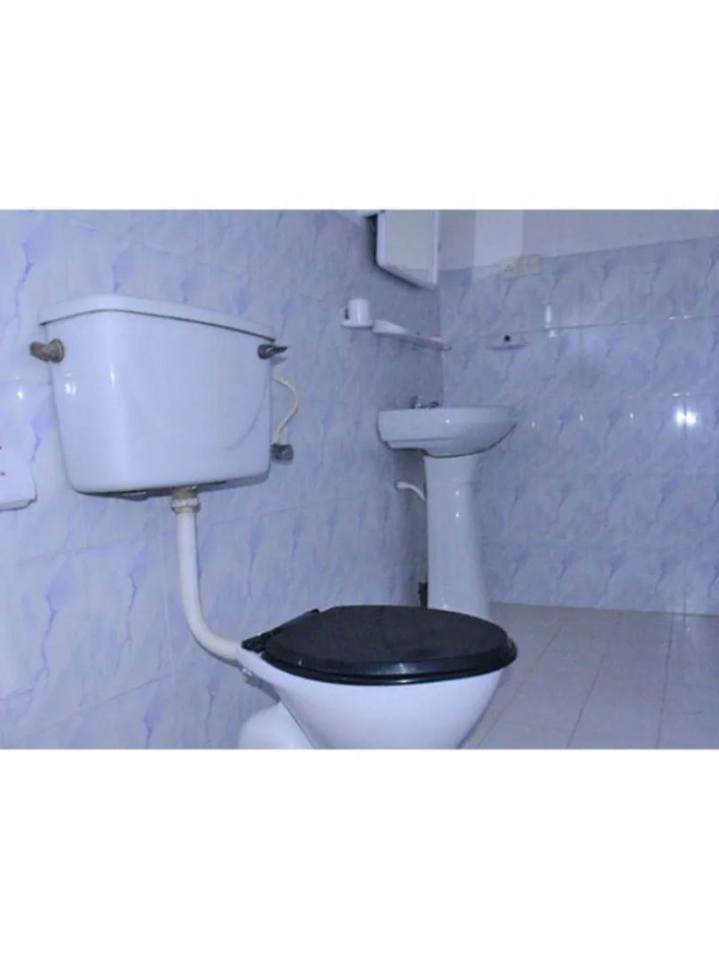 Hotel Happy Night Holiday Inn