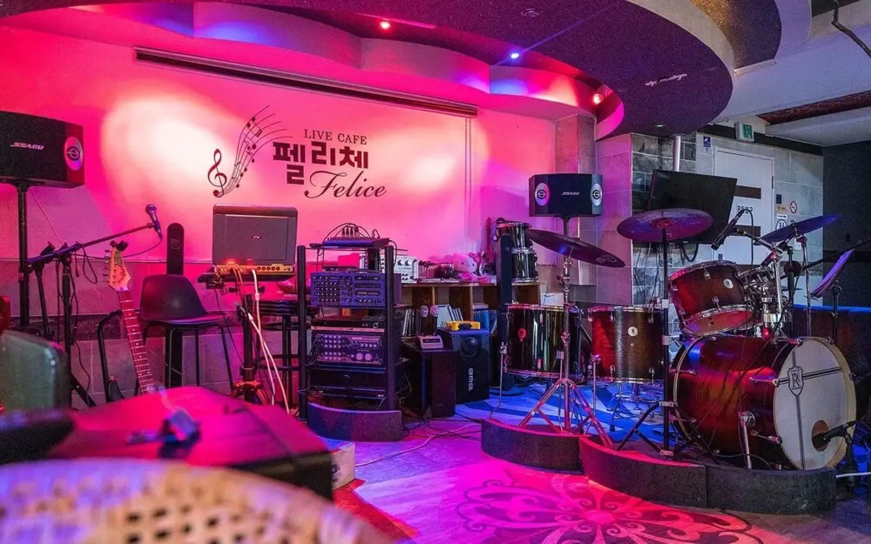 Taebaek Tourist Hotel