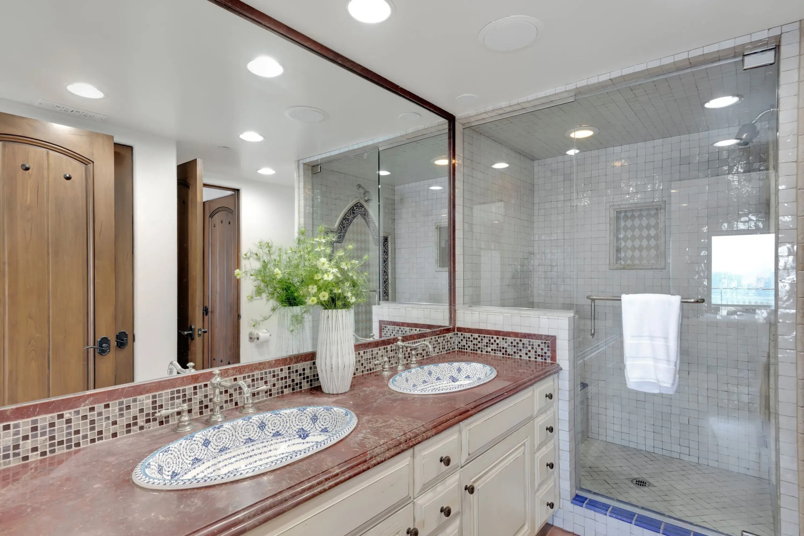 Malibu Beach House Bliss by Avantstay Beachfront + Private Beach Access