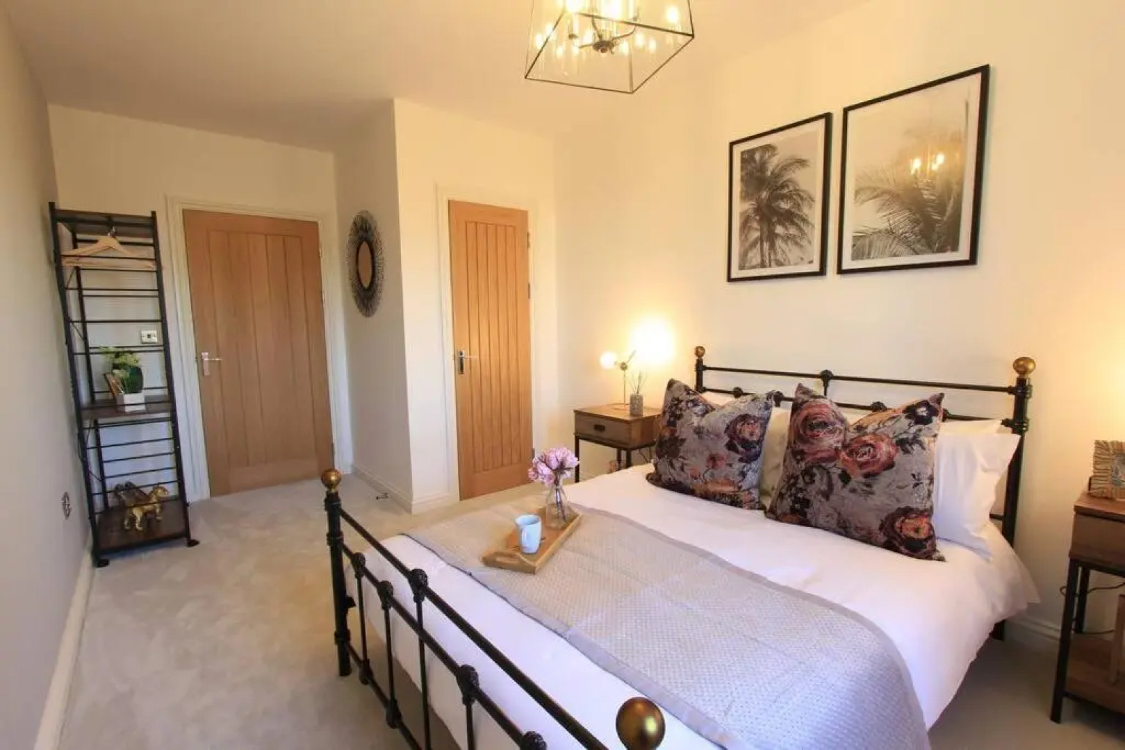 Cabot Mews Apartment 6