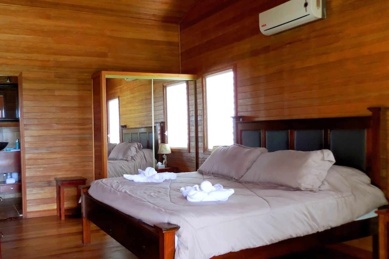 Juntos Cottages